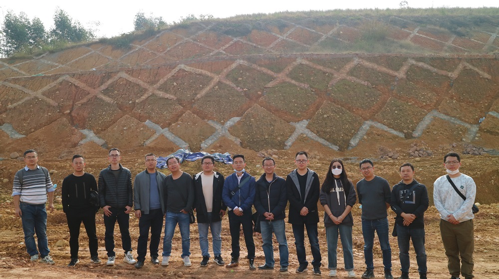 �ֳ���Ħ �����Ŷ��ۺ����� ��������k8����Ӯ��һ�����������֯�ι۳ɶ�˫���챣�����Ŀ