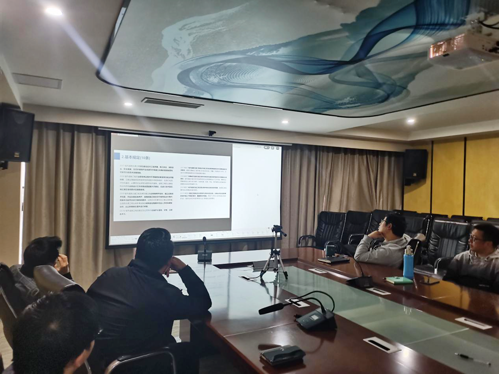 ����k8����Ӯ��һ���������Ժ�в�ҵ������֯������רҵ��Ա�μ��п�Э�淶��ѵ